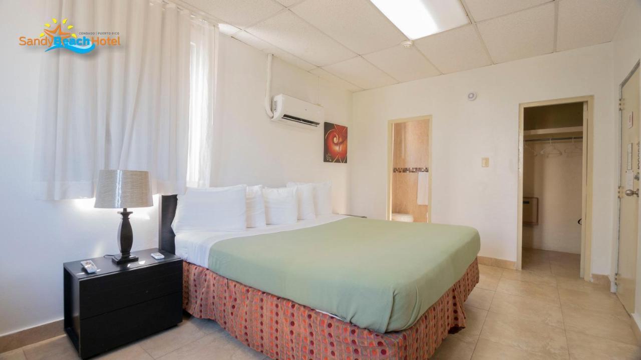 Standard Room One Queen Bed