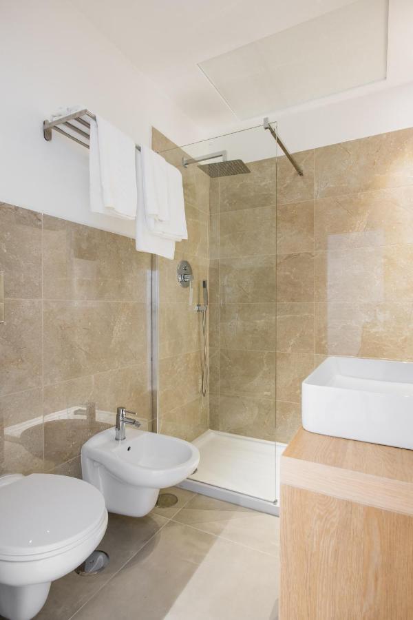 Triple Room Lateral Sea View
