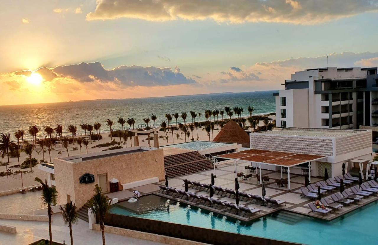Elegance Club Junior Suite Ocean Front Outdoor Jacuzzi Adults only 18 WiFi