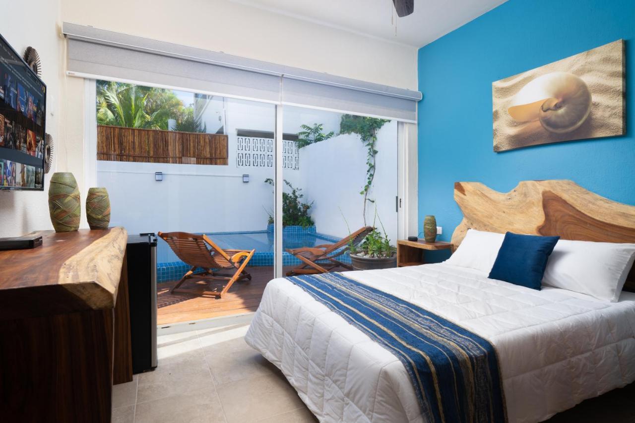 Double Room Pool View