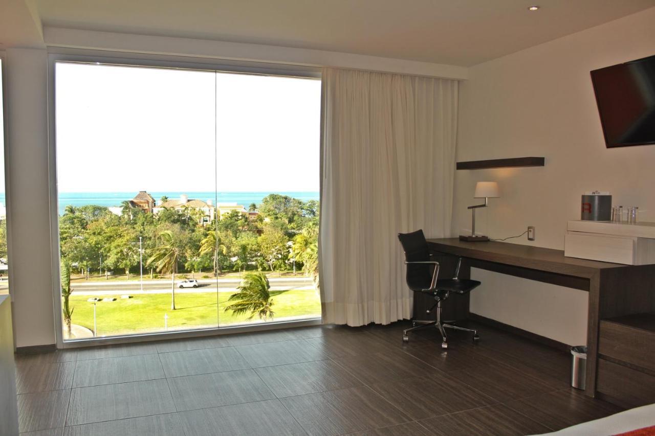 Junior Suite Boulevard View