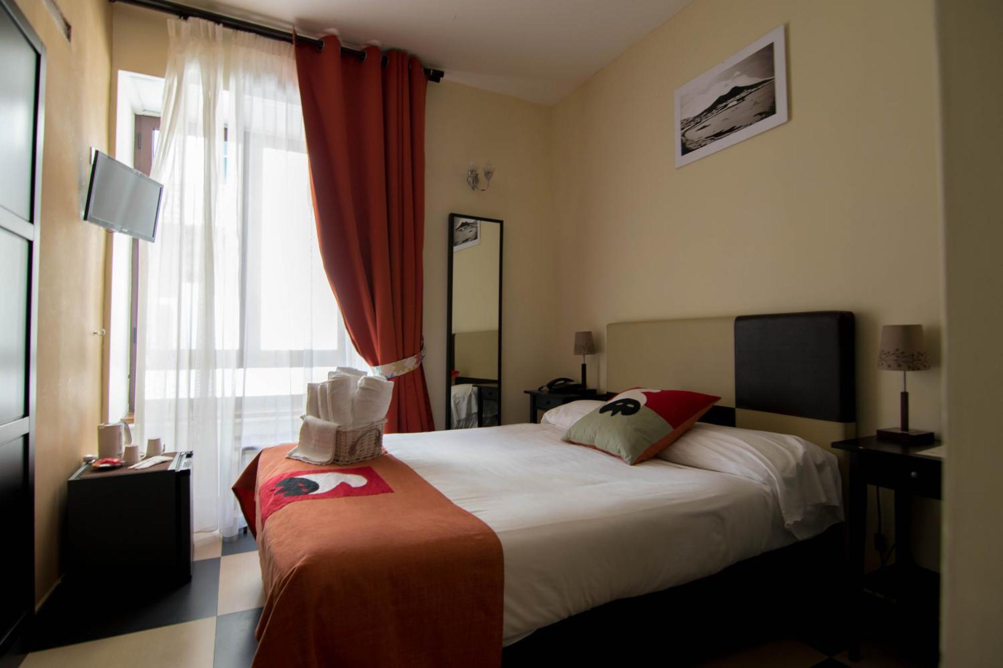 Small Double Room