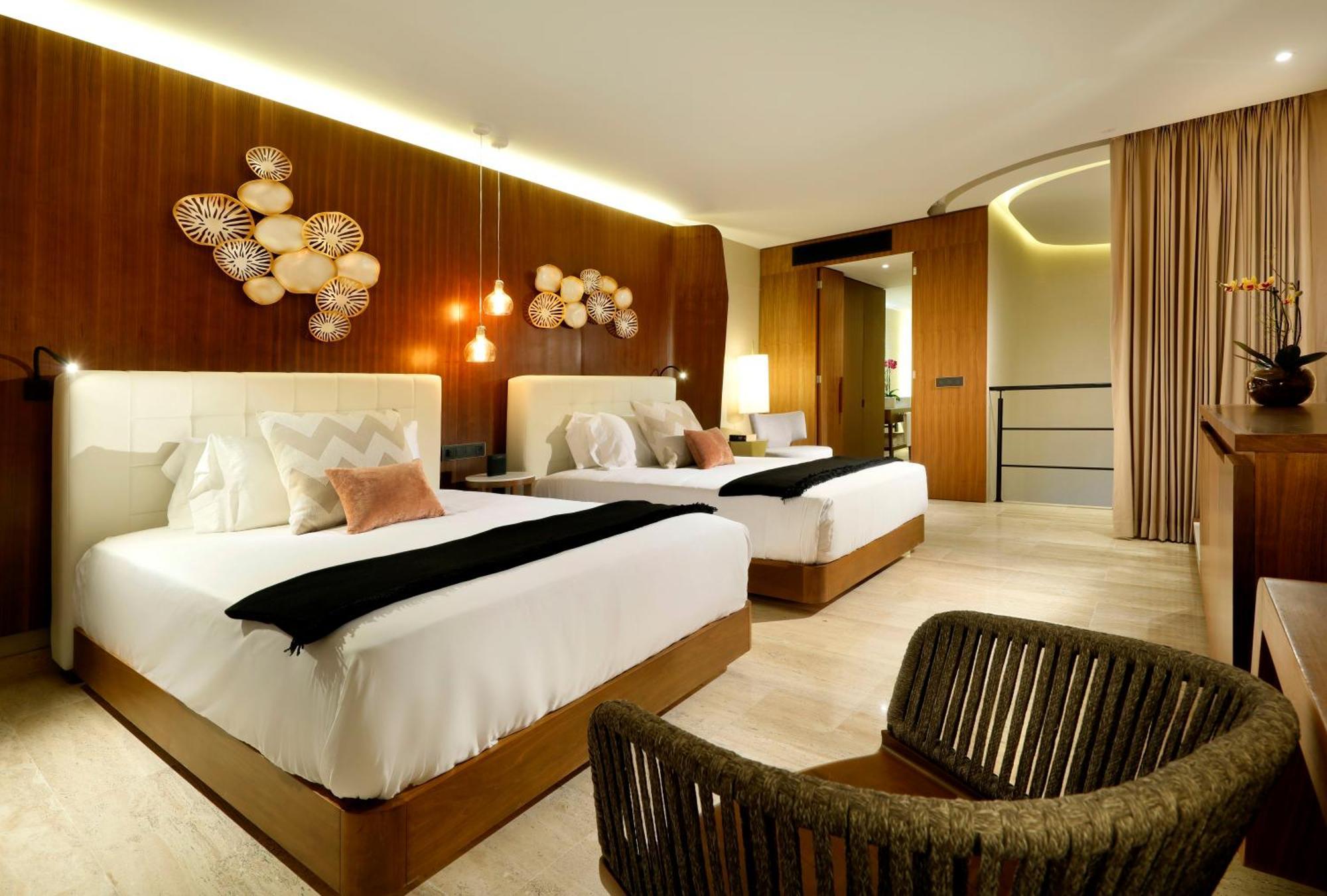 Loft Suite Beachside Ocean View