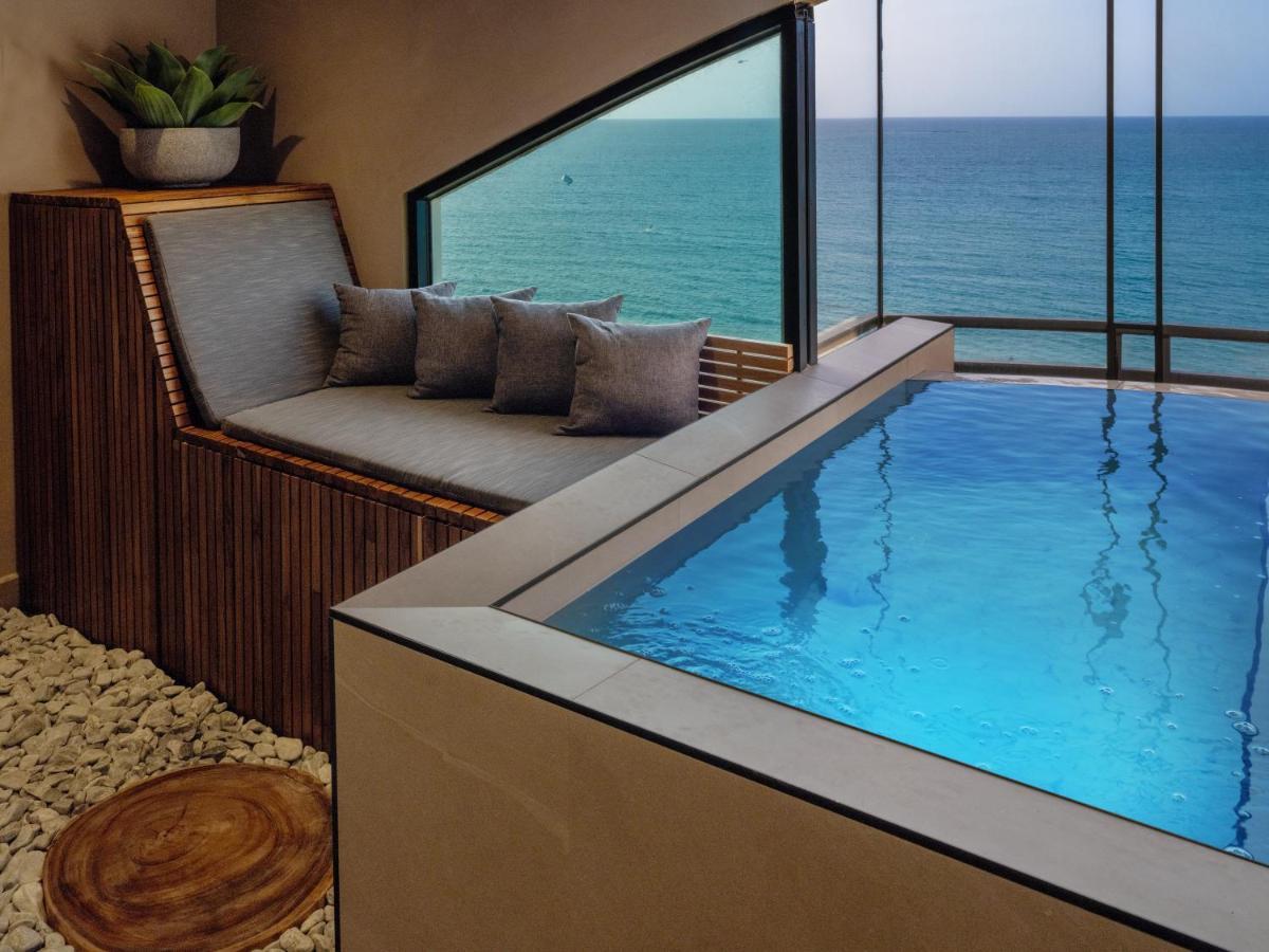 Agua de Olive Master Suite