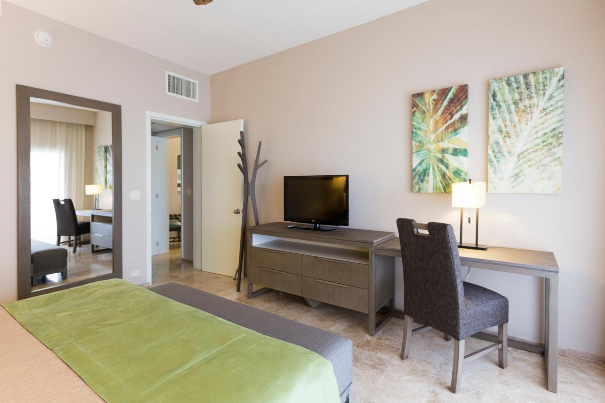 One-Bedroom Suite Ocean View