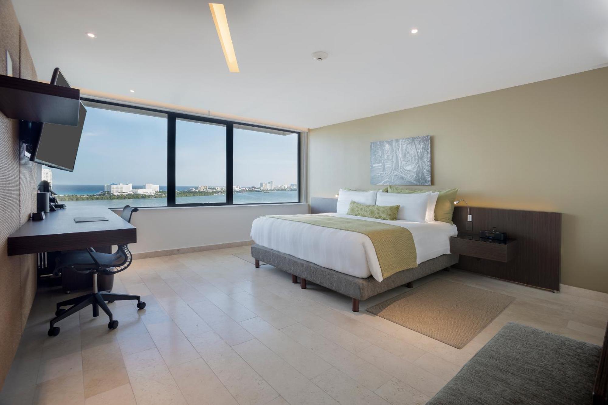 King Suite Terrace Ocean View