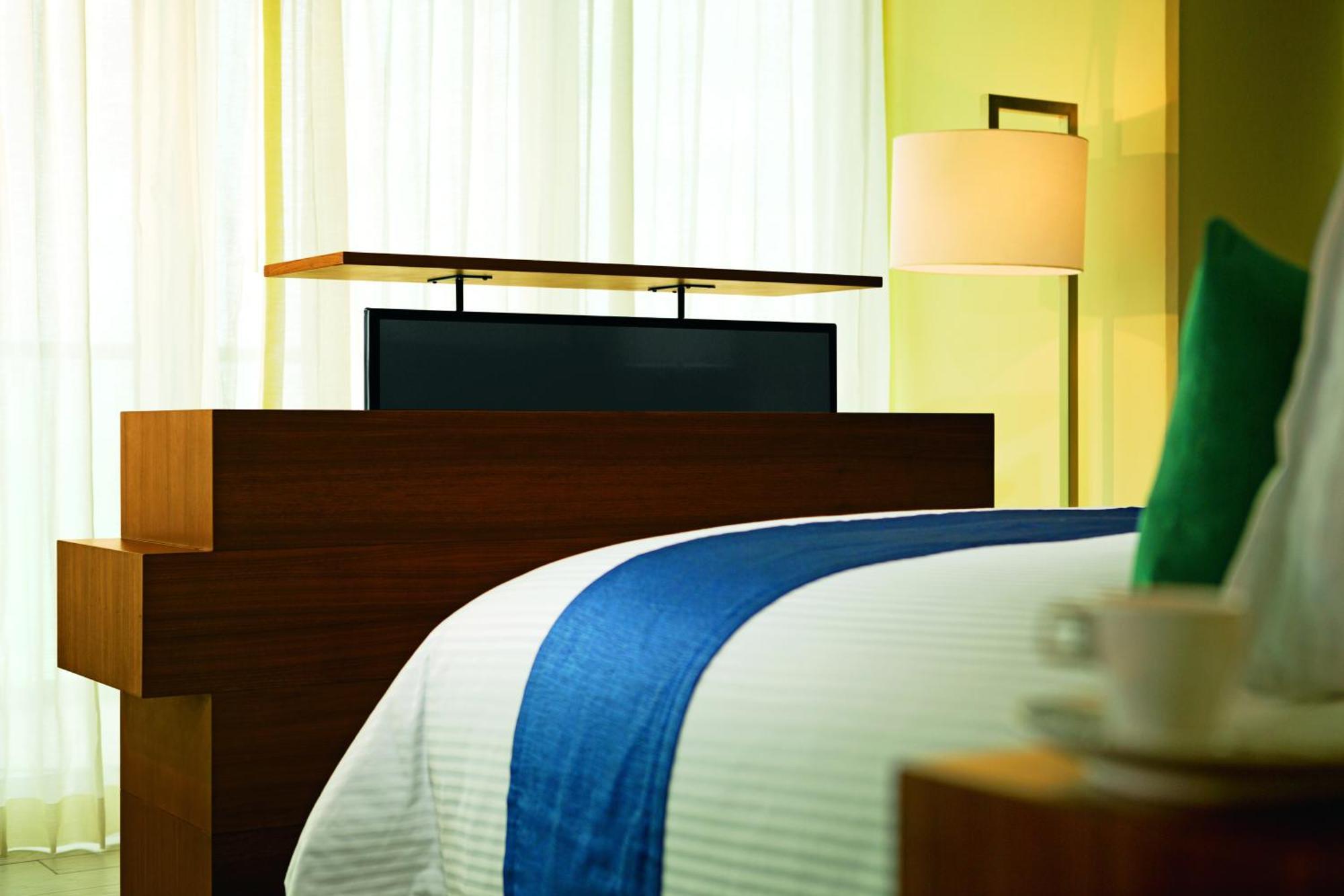 Preferred Club Master Suite Ocean Front