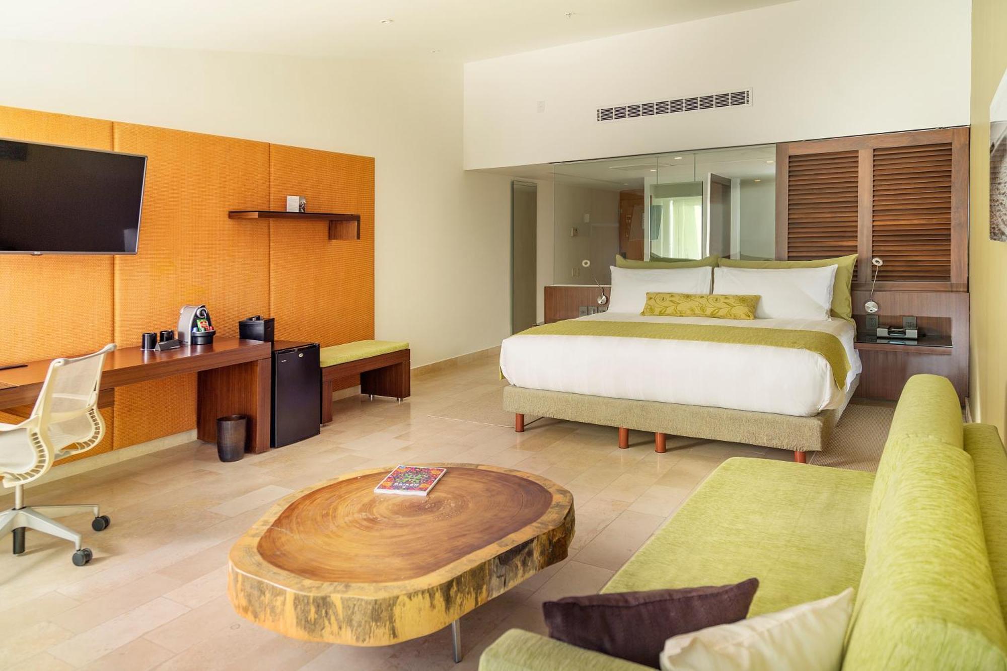 Intercontinental Club Room Ocean View