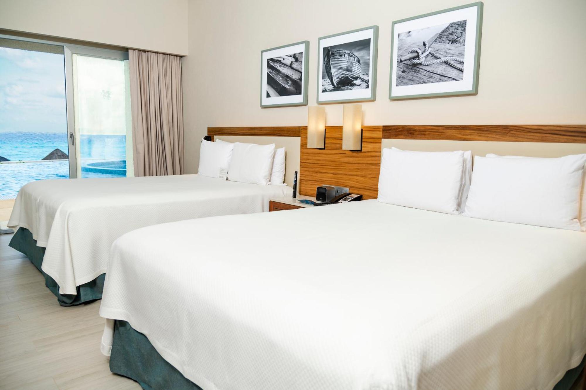 Swim Up Ocean Front Double Adults Only