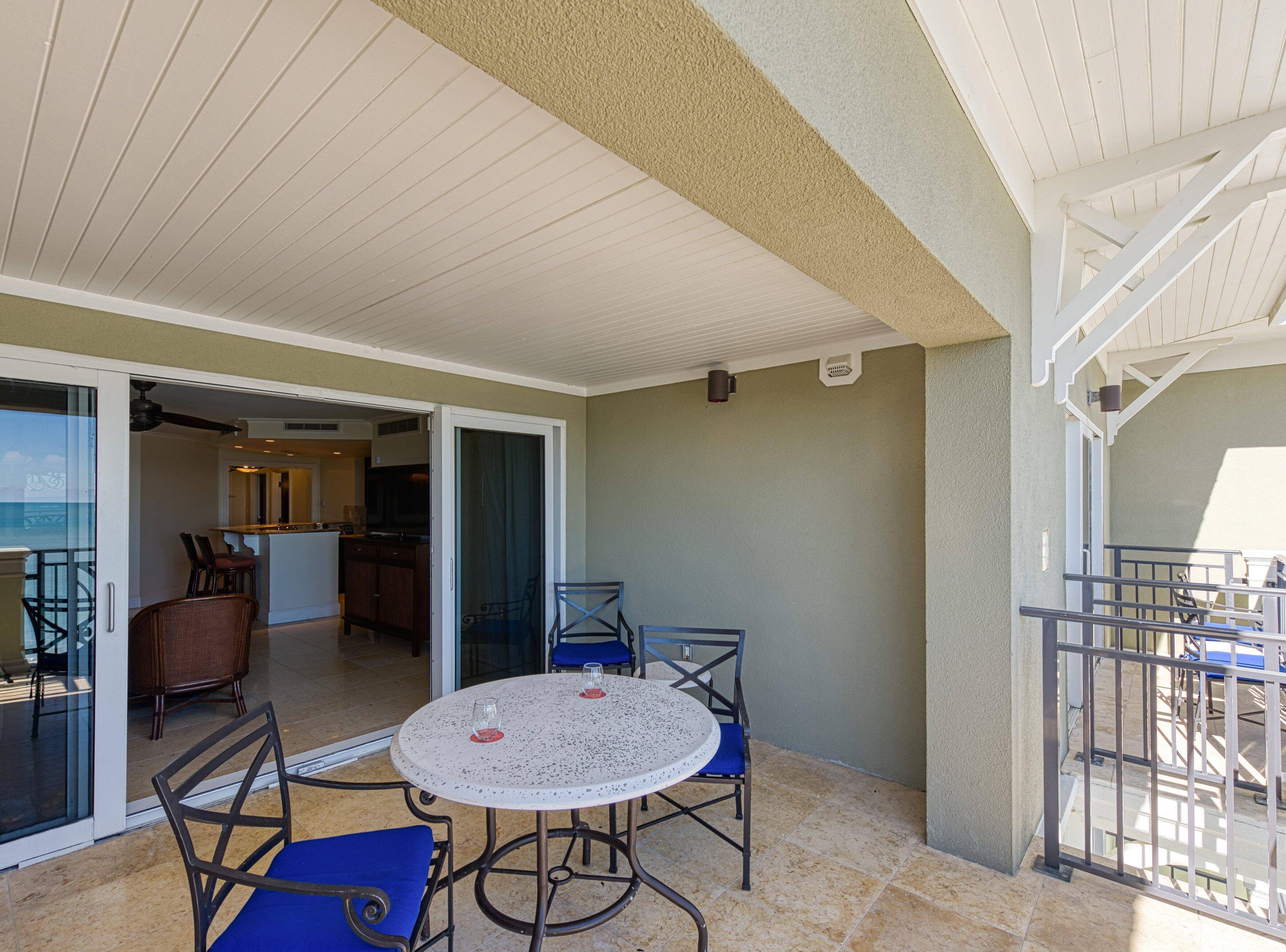 Two-Bedroom Suite with Two King Beds - Oceanfront