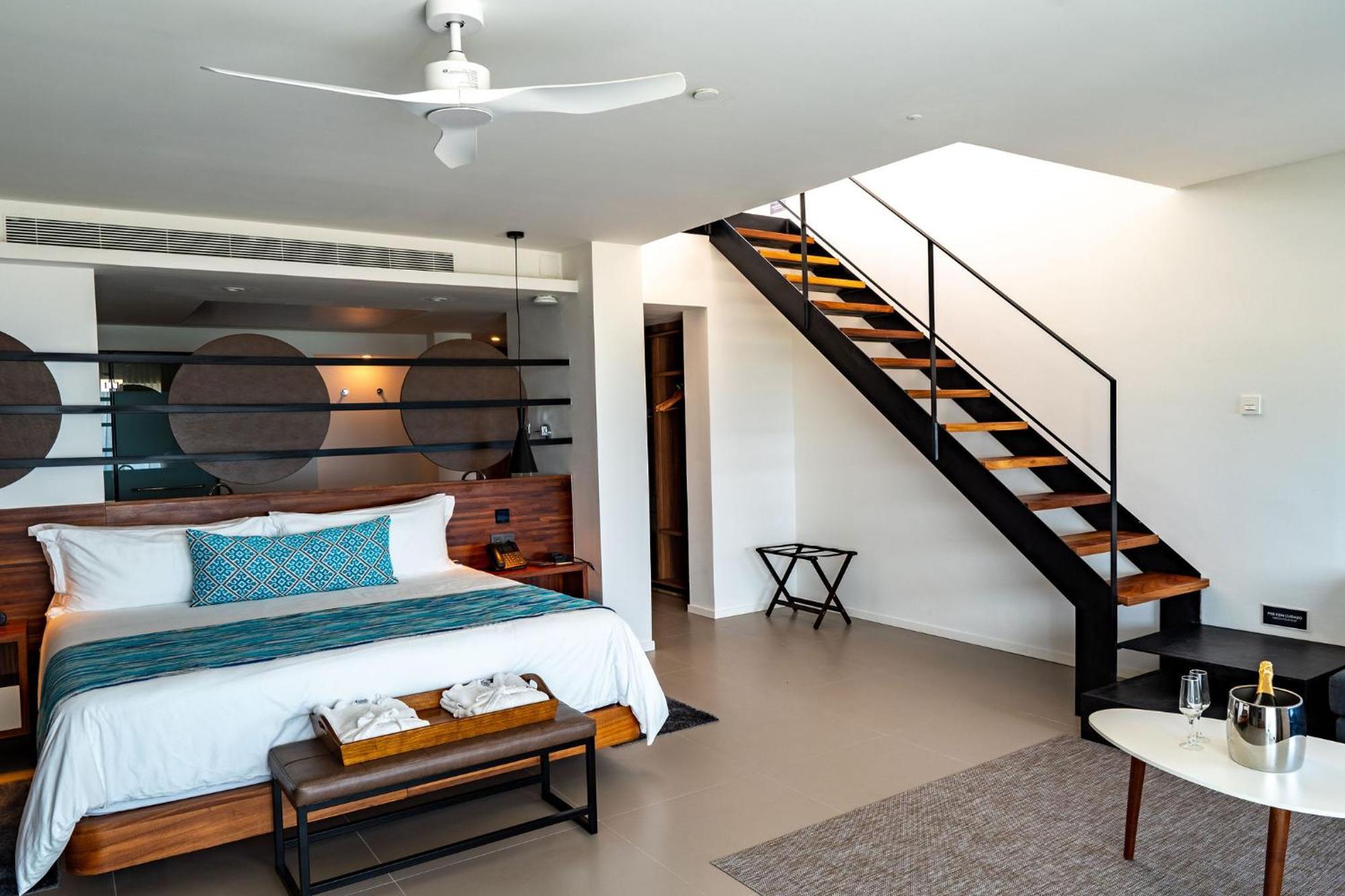 Elegance Club Plunge Pool Suite Ocean Front Adults Only 18 Wifi