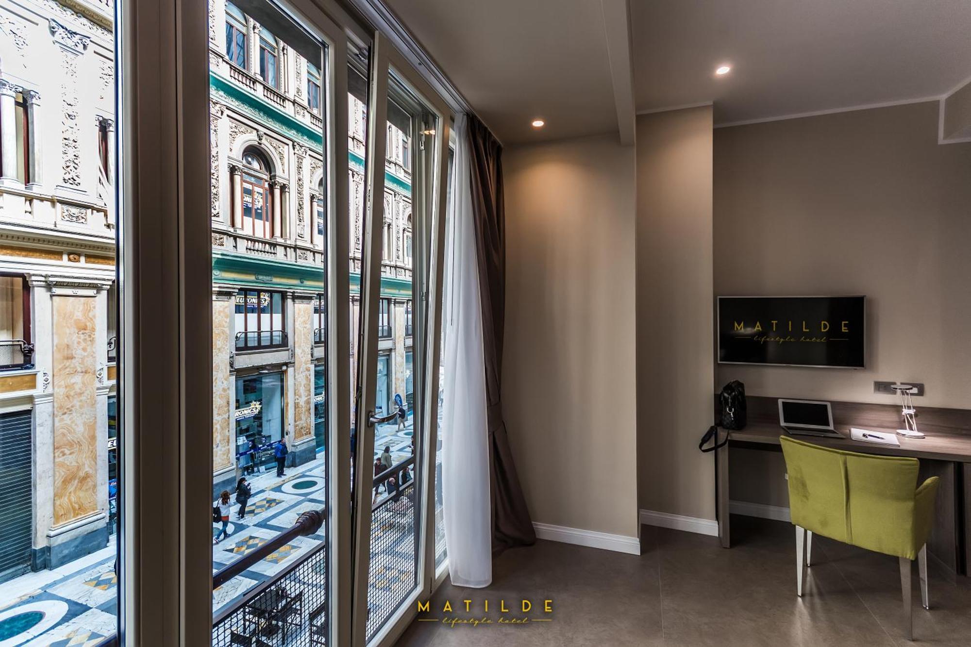 Large Single Room
