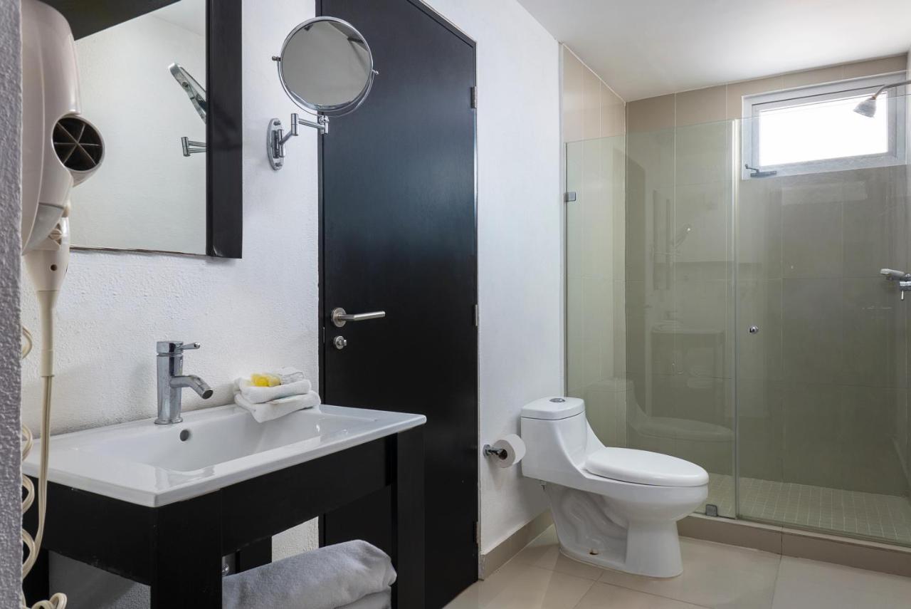 Three-Bedroom Suite Sea View