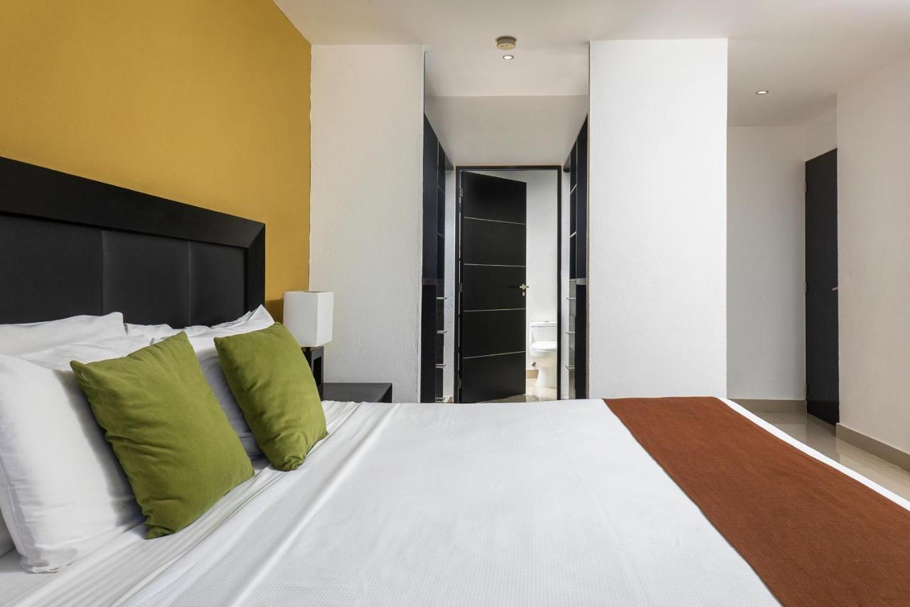 Three-Bedroom Suite Sea View