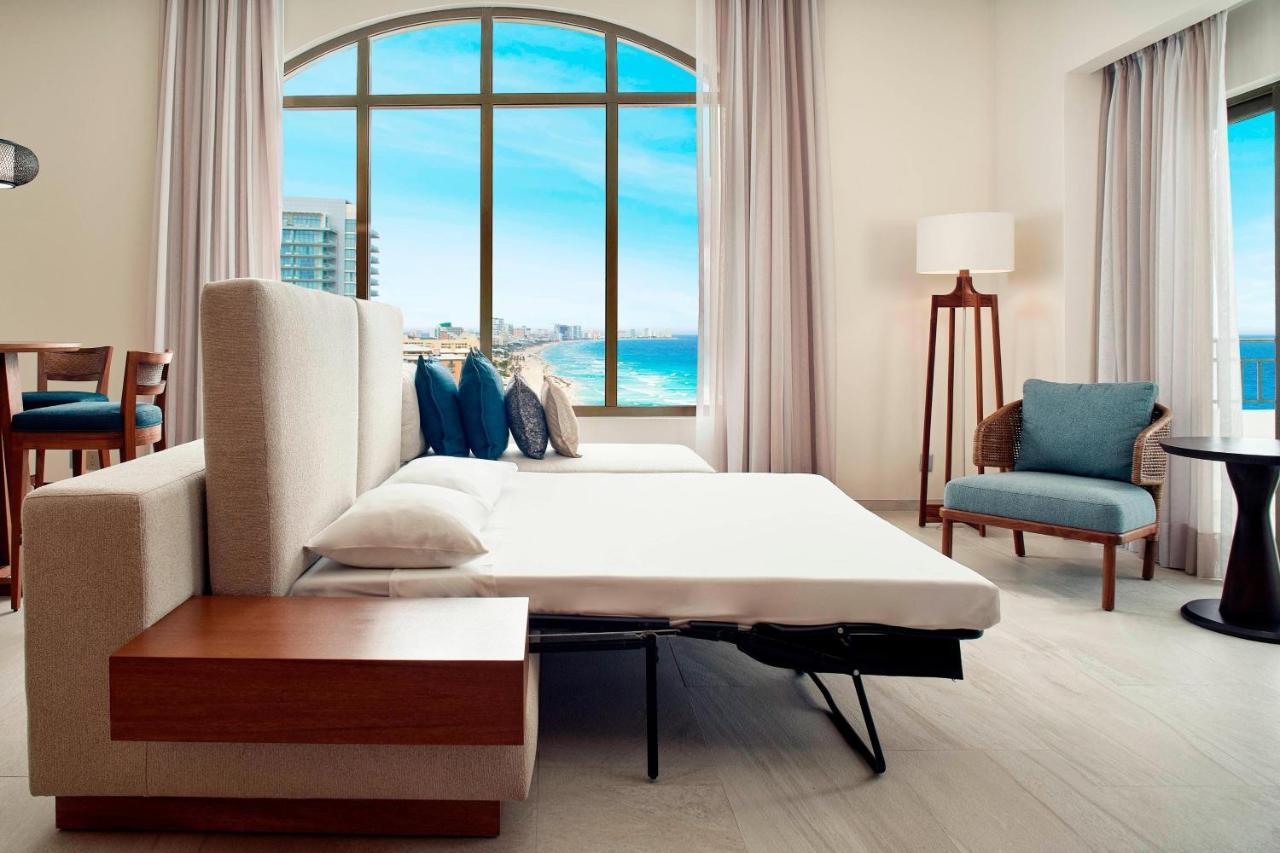 Grand Ocean Front Suite 1 Bedroom Larger Suite Oceanfront