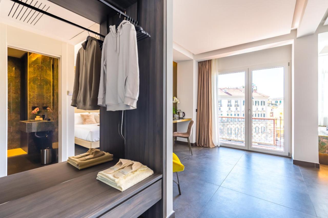 Deluxe Double Room Bath