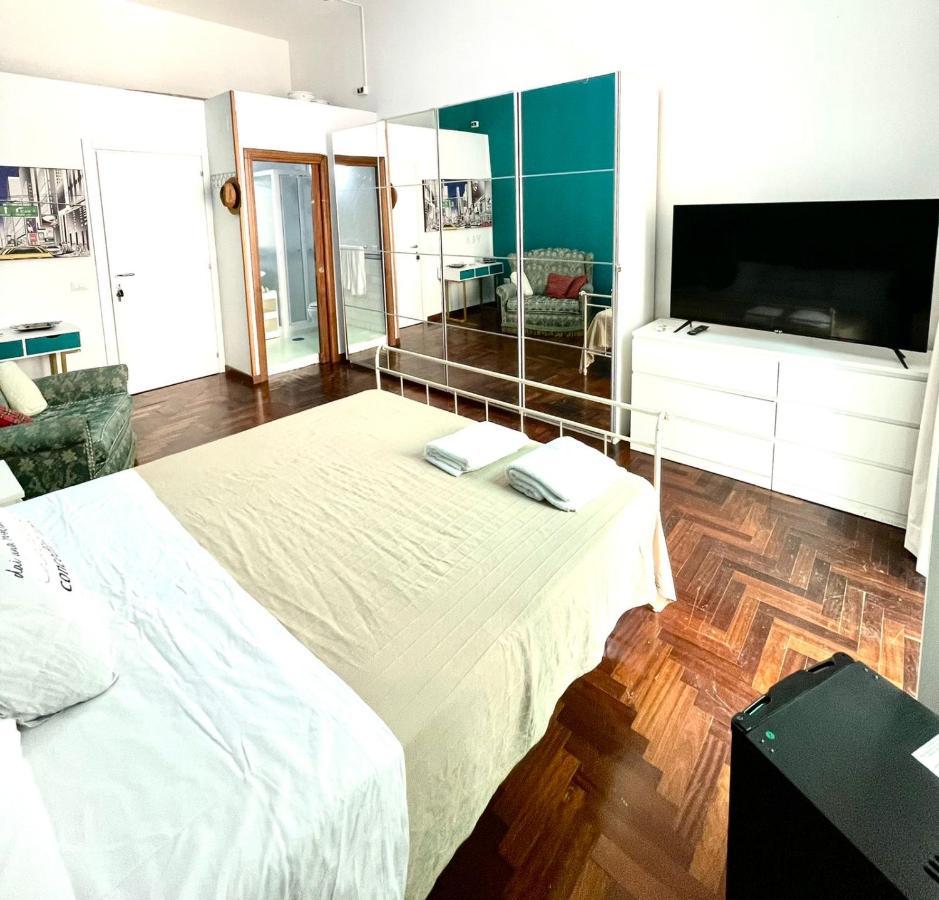 Double Room Mountain View