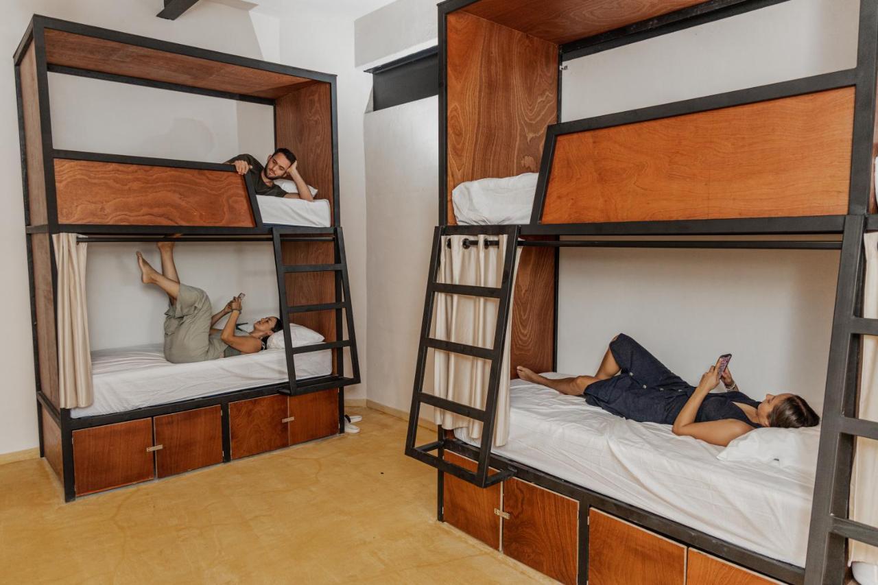 Bed 4-Bed Mixed Dormitory Room