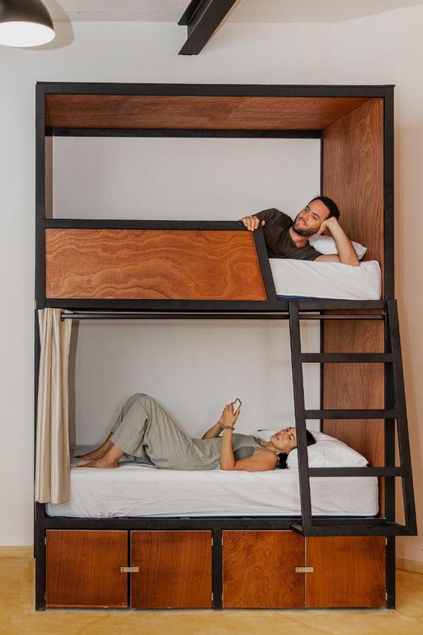 Bed 4-Bed Mixed Dormitory Room