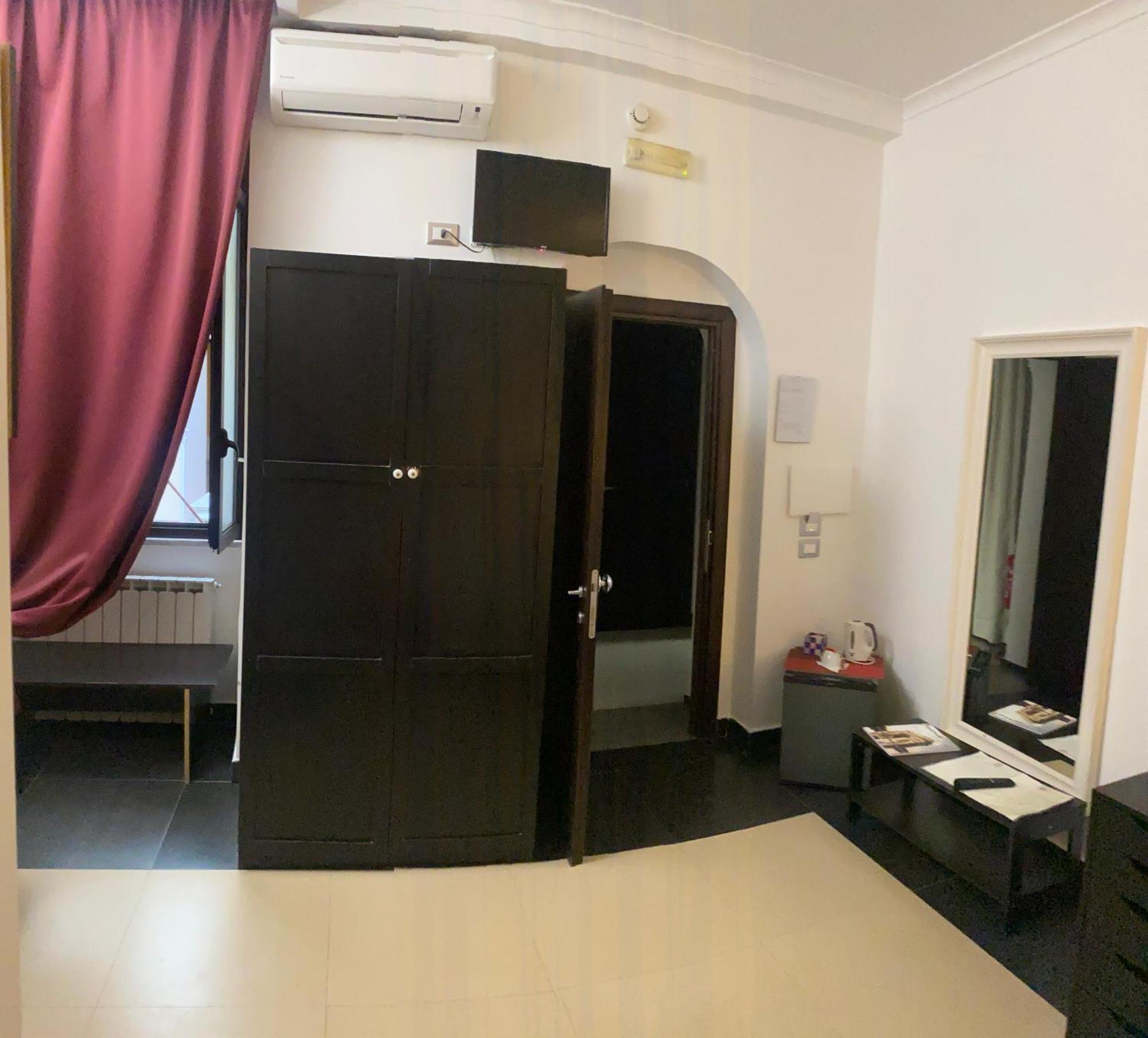 Economy Single Room