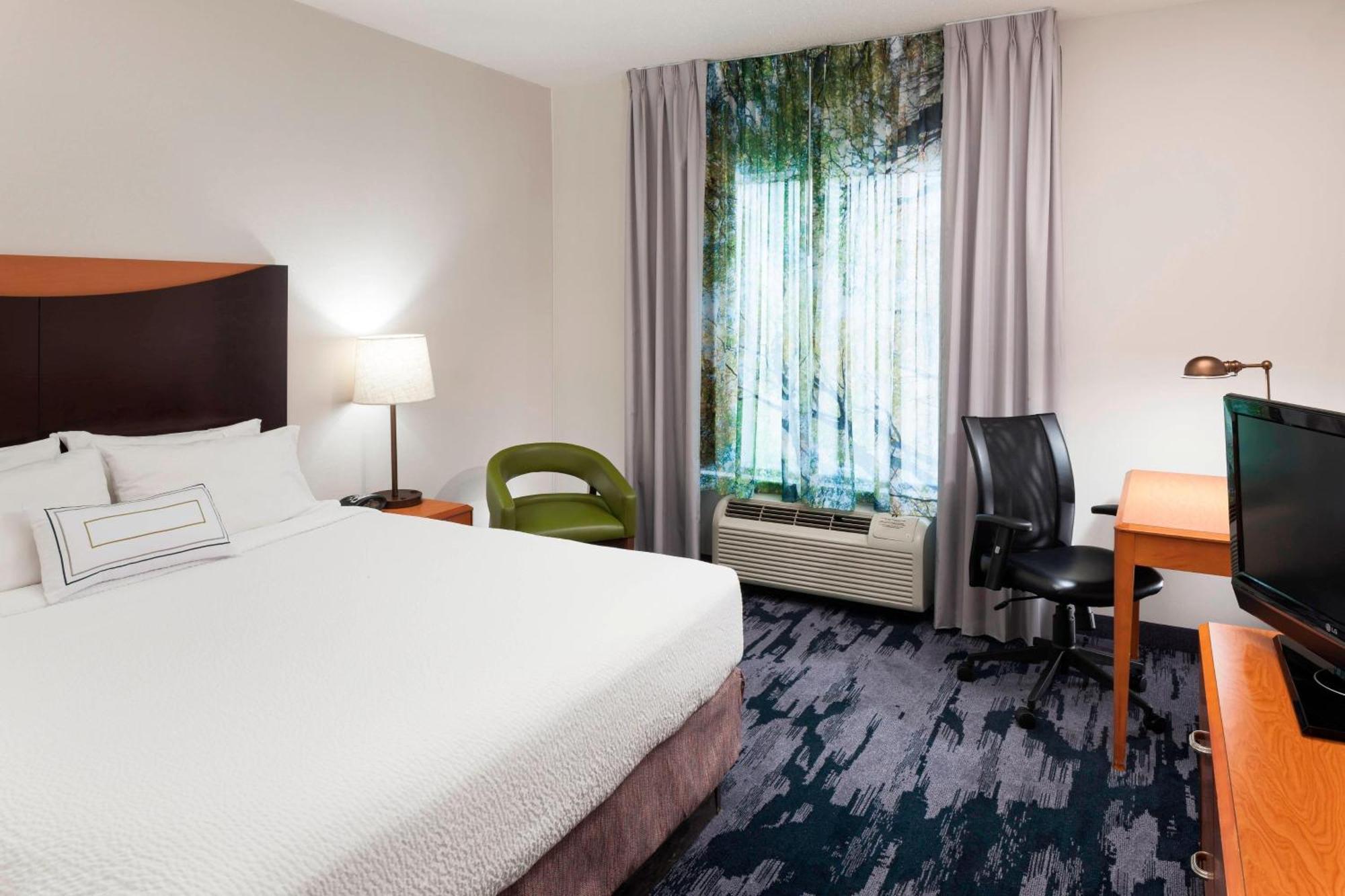 King Room - Hearing Accessible