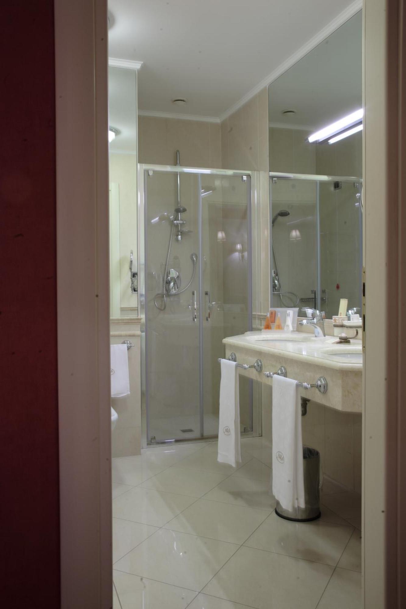 Junior Suite jacuzzi
