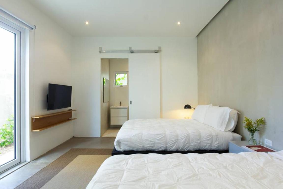 Mare 22 Double Queen Room