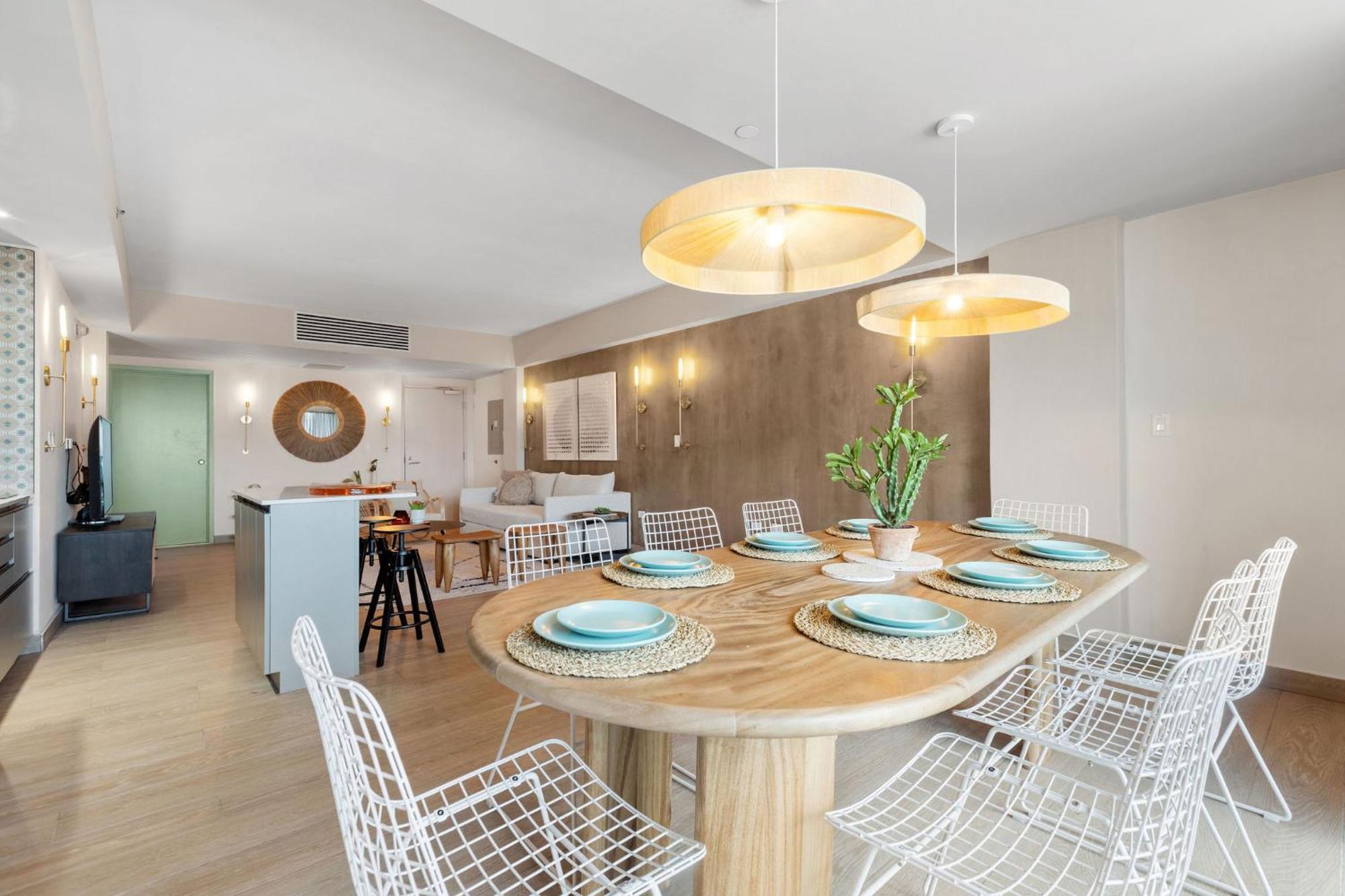 4 Bedroom Apartment Balcony