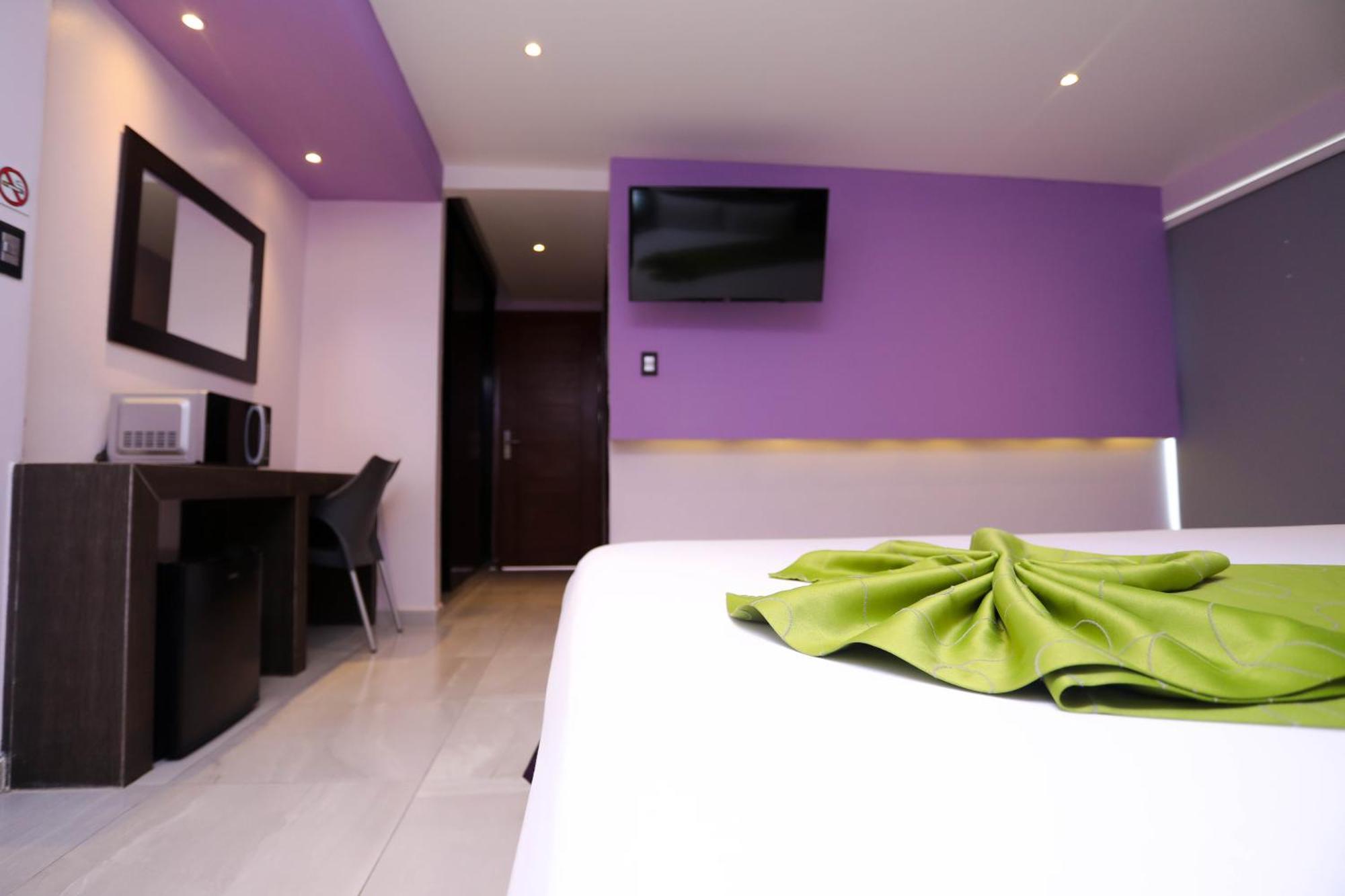 Standard King Room