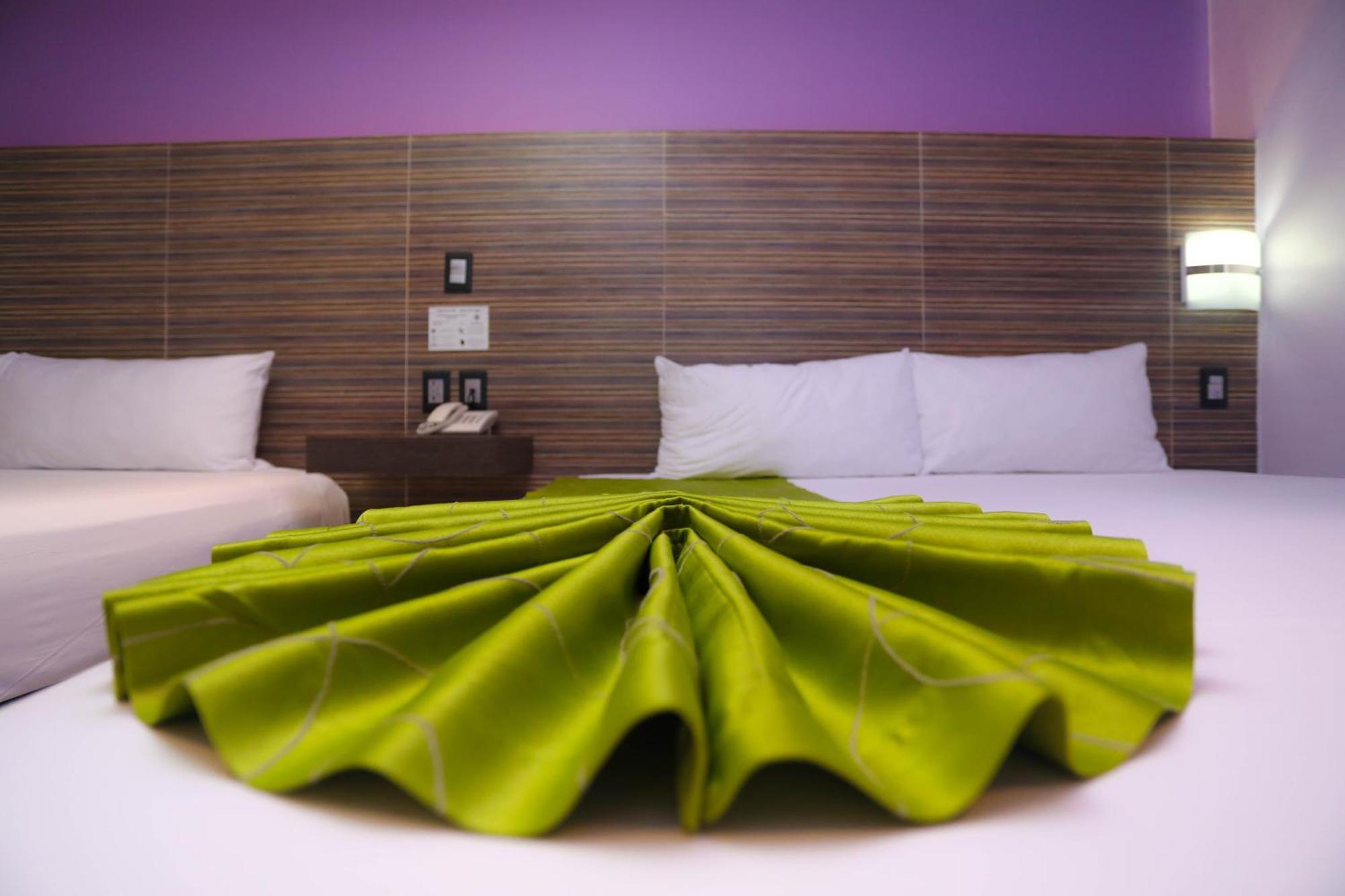 Superior Queen Room Two Queen Beds