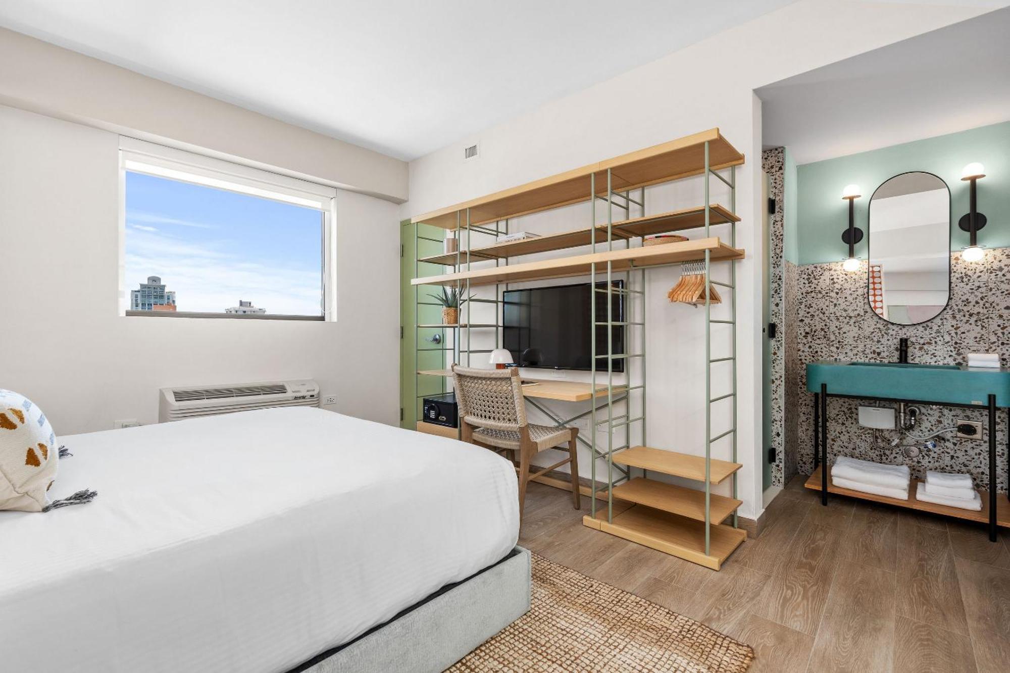 Studio Suite Plus