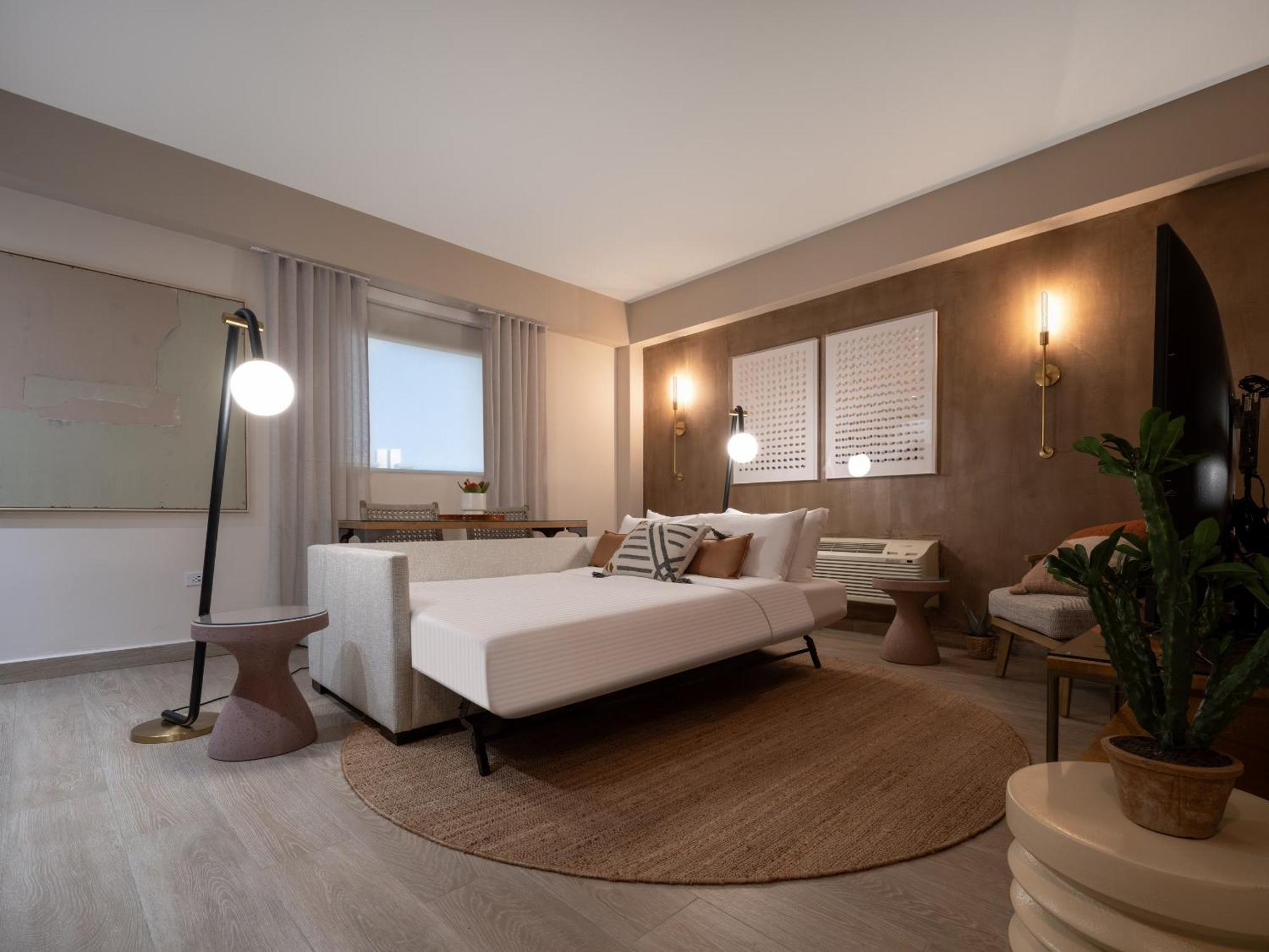 Studio Suite Plus