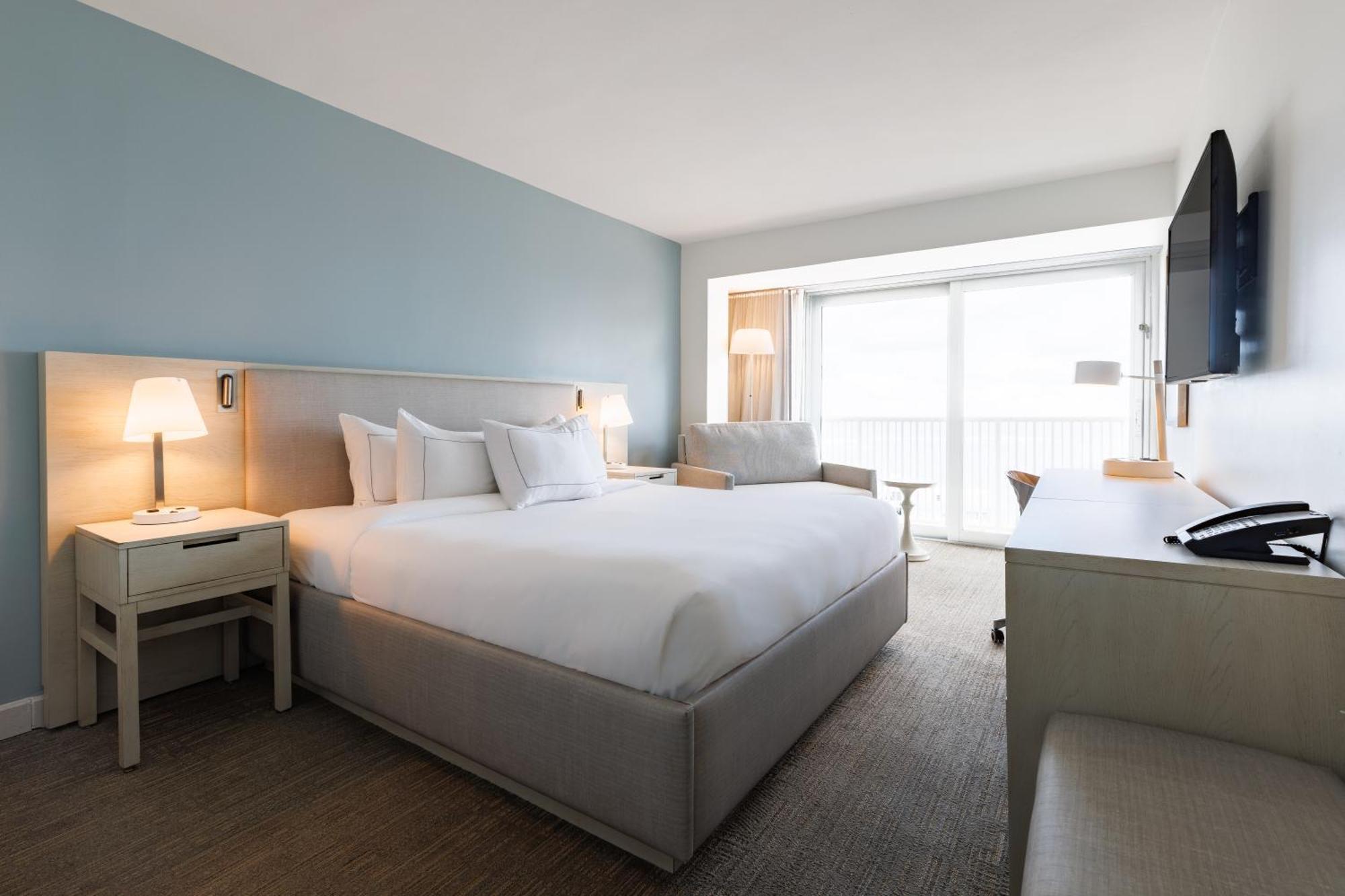King Room Sofa Bed Blue Tower