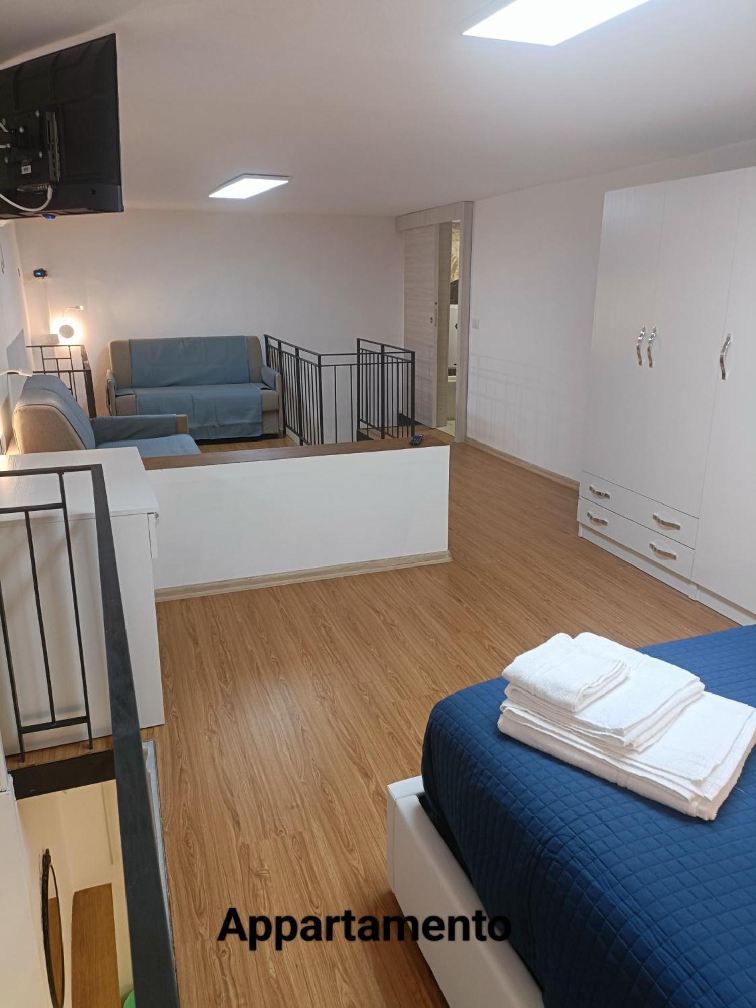 Two-Bedroom Deluxe Apartment