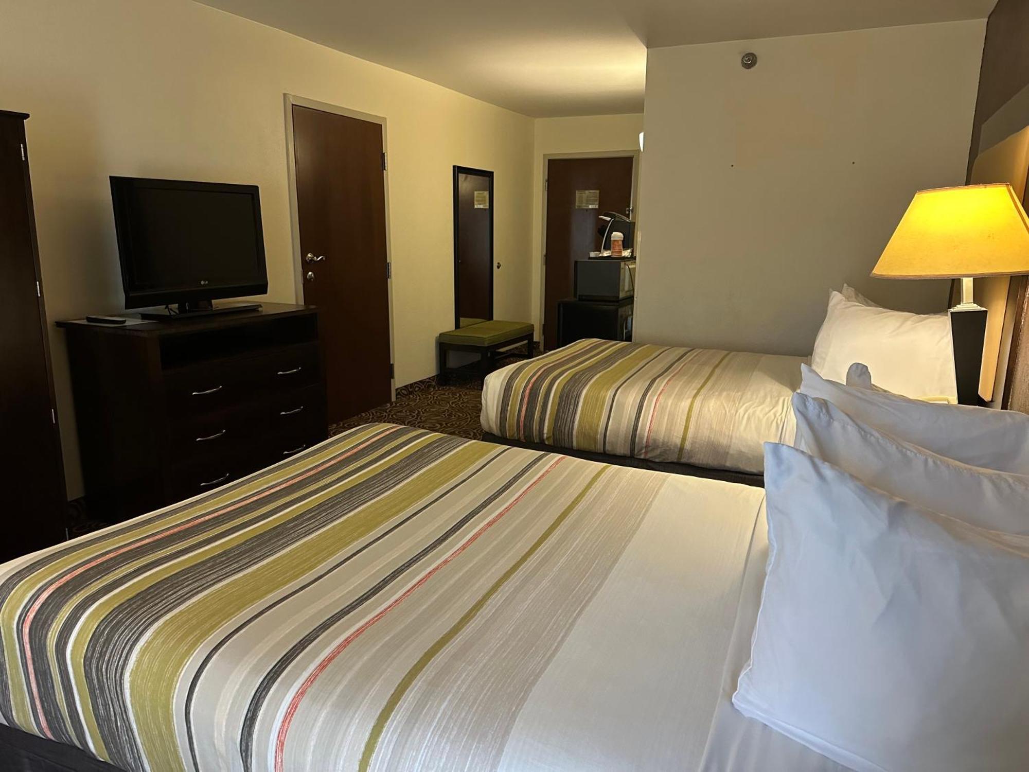 Room with Two Double Beds - Non Smoking