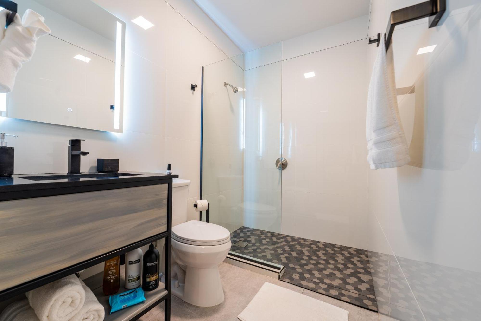 One-Bedroom Suite