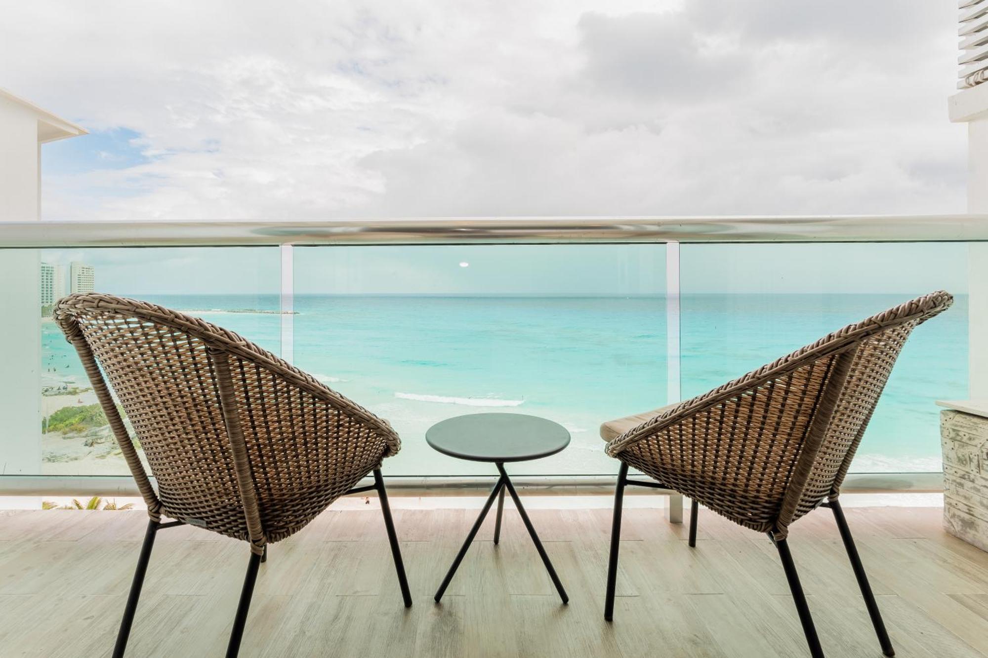 Studio Apartment Sea View