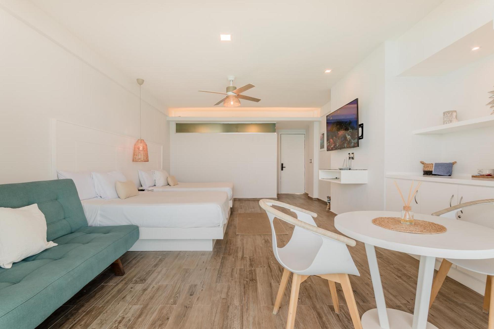 Studio Apartment Sea View