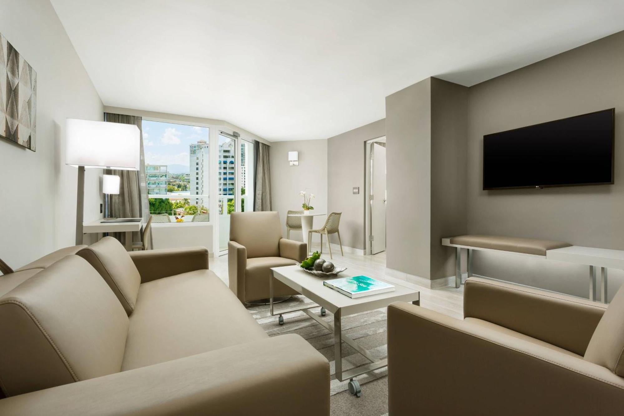 One-Bedroom King Suite Sofa Bed Balcony