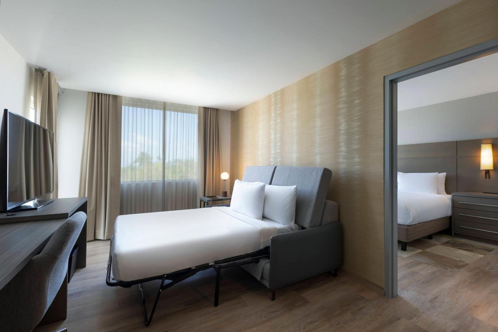 2 Bedroom Suite Balcony