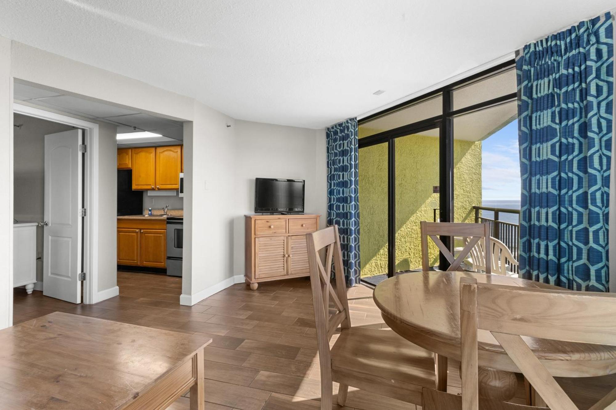 Ocean View Corner Suite