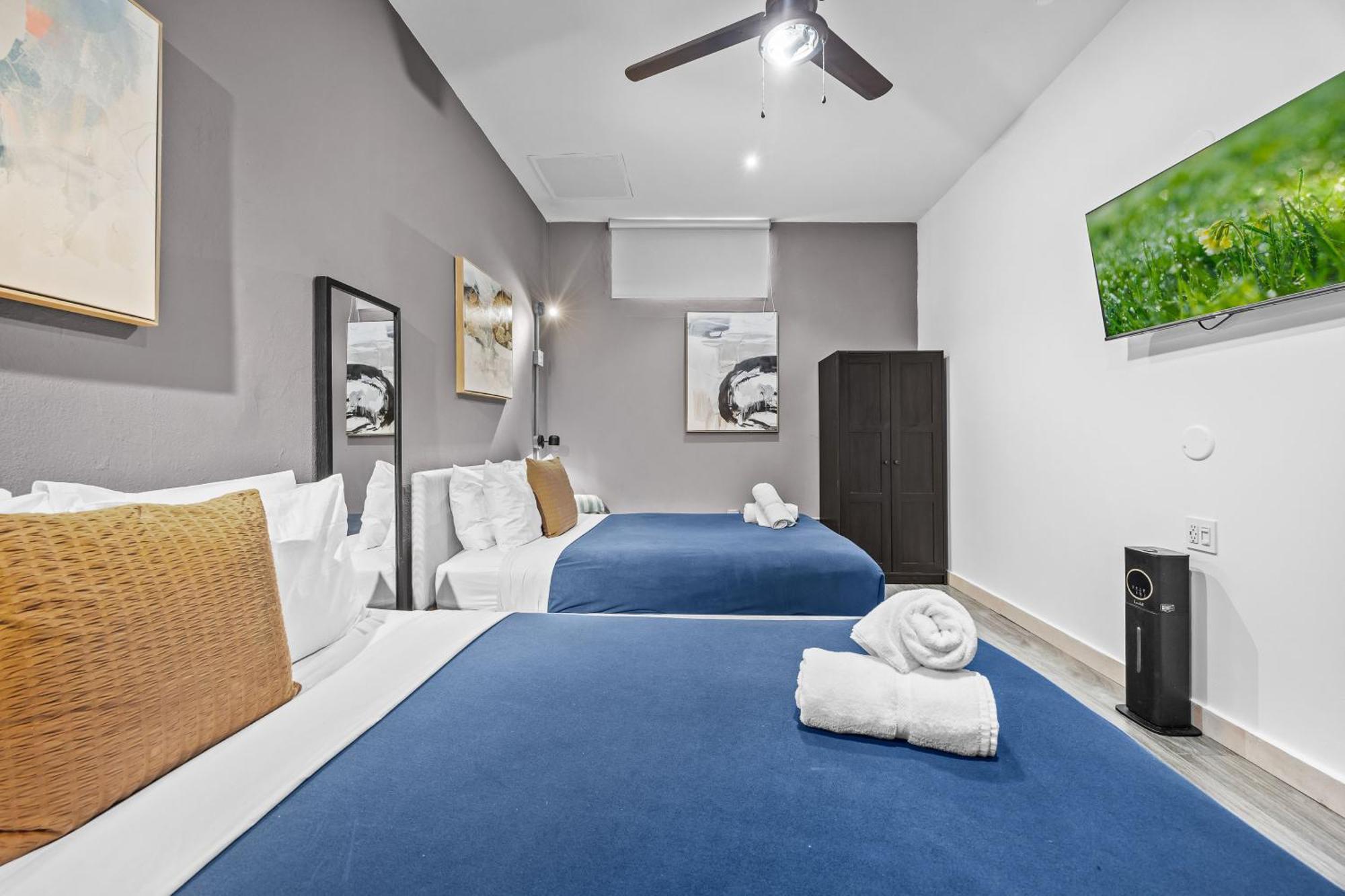 Double Room Private External Bathroom