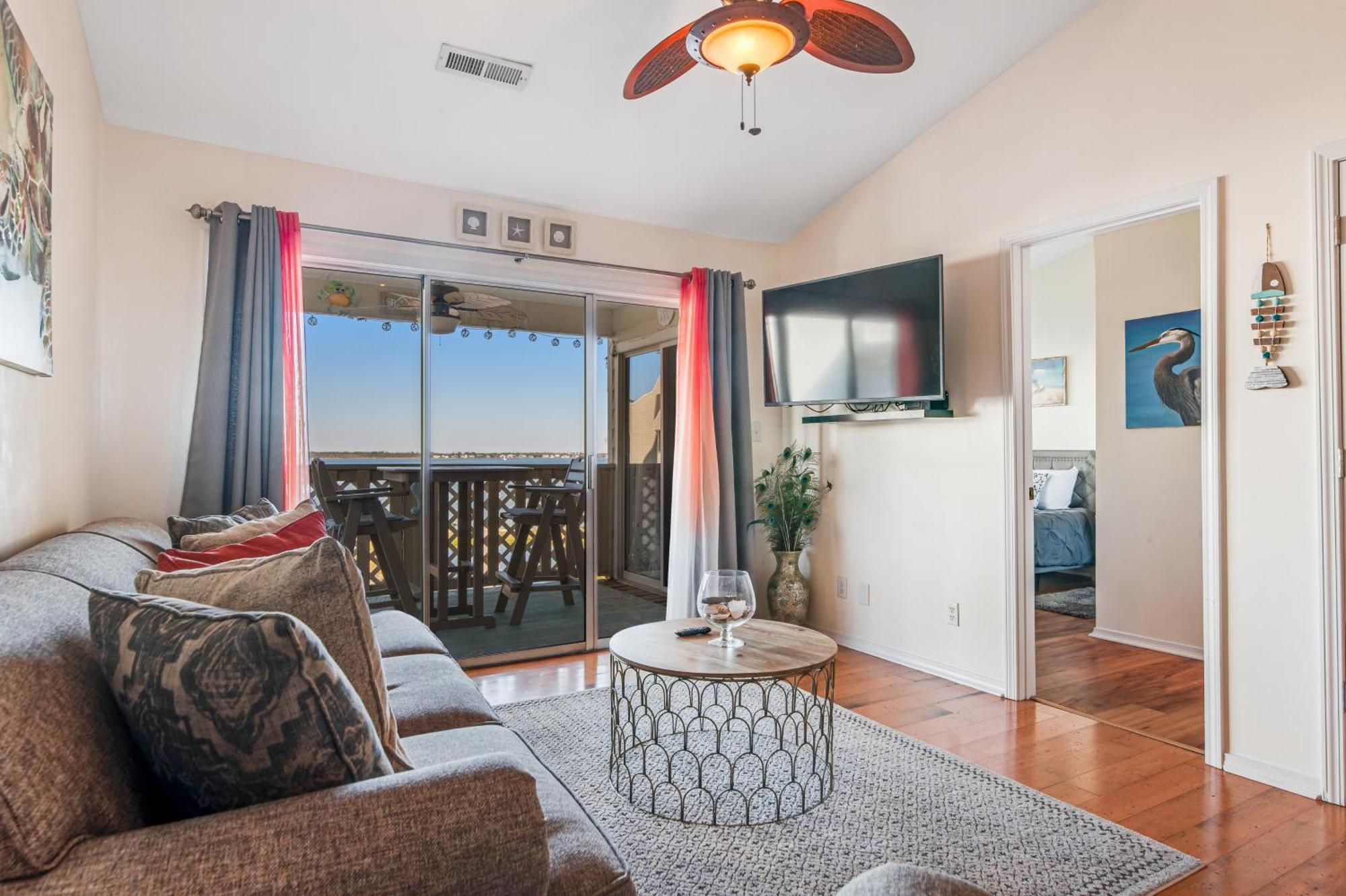 Standard Apartment,1743293112:JPEG