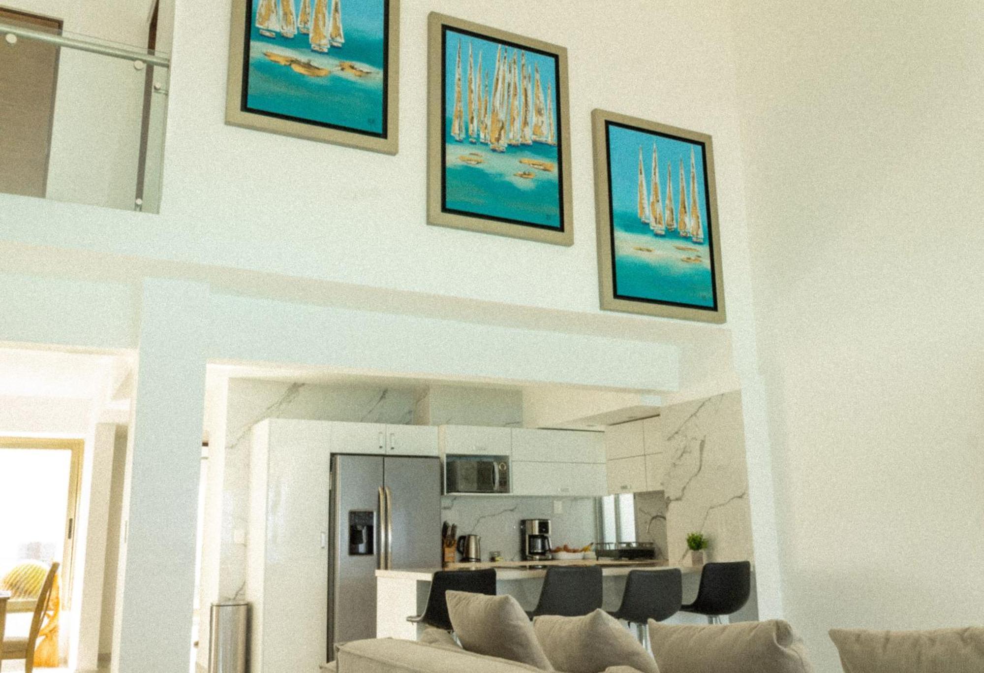 Four-Bedroom Penthouse Apartment