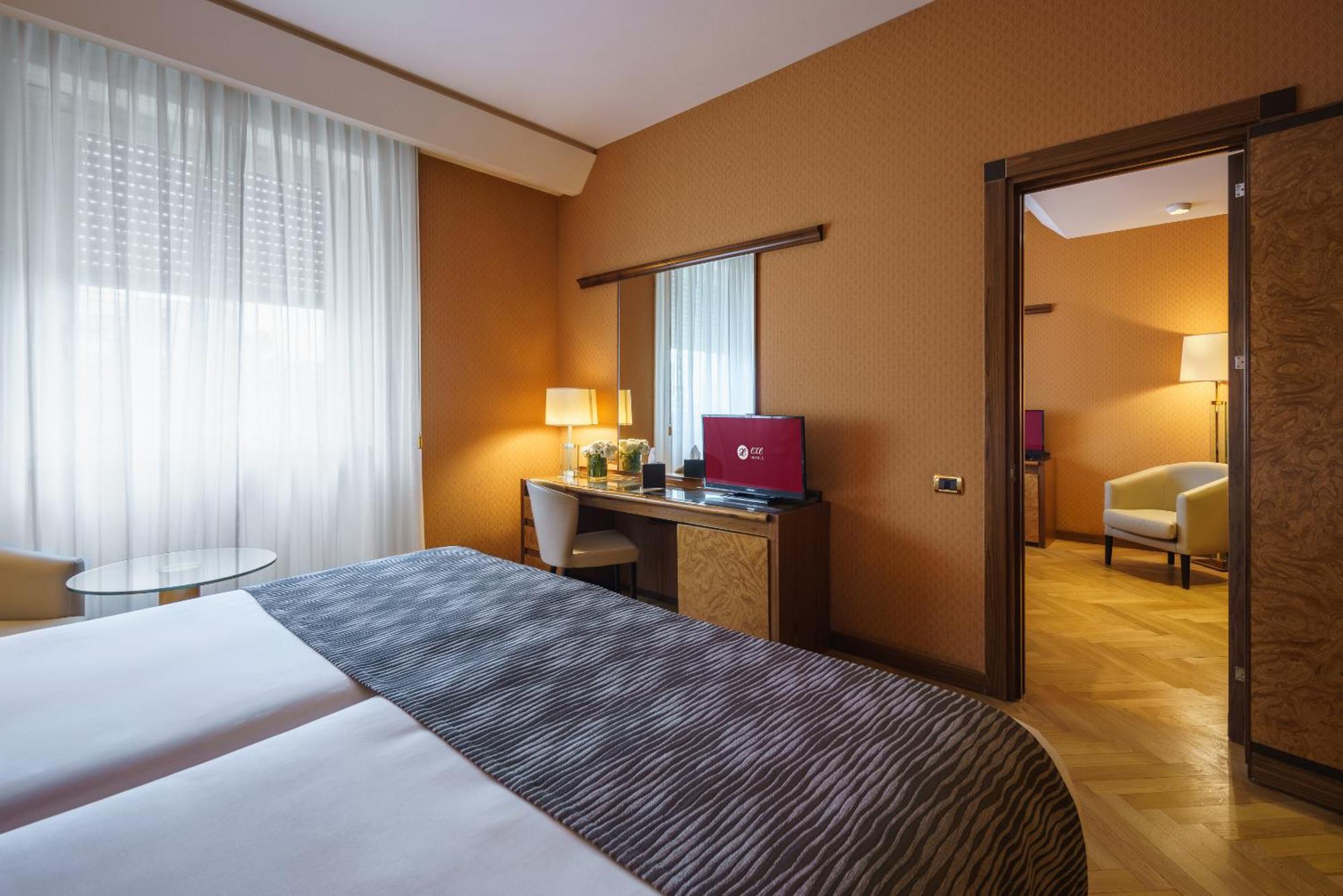 Two Connecting Double Rooms