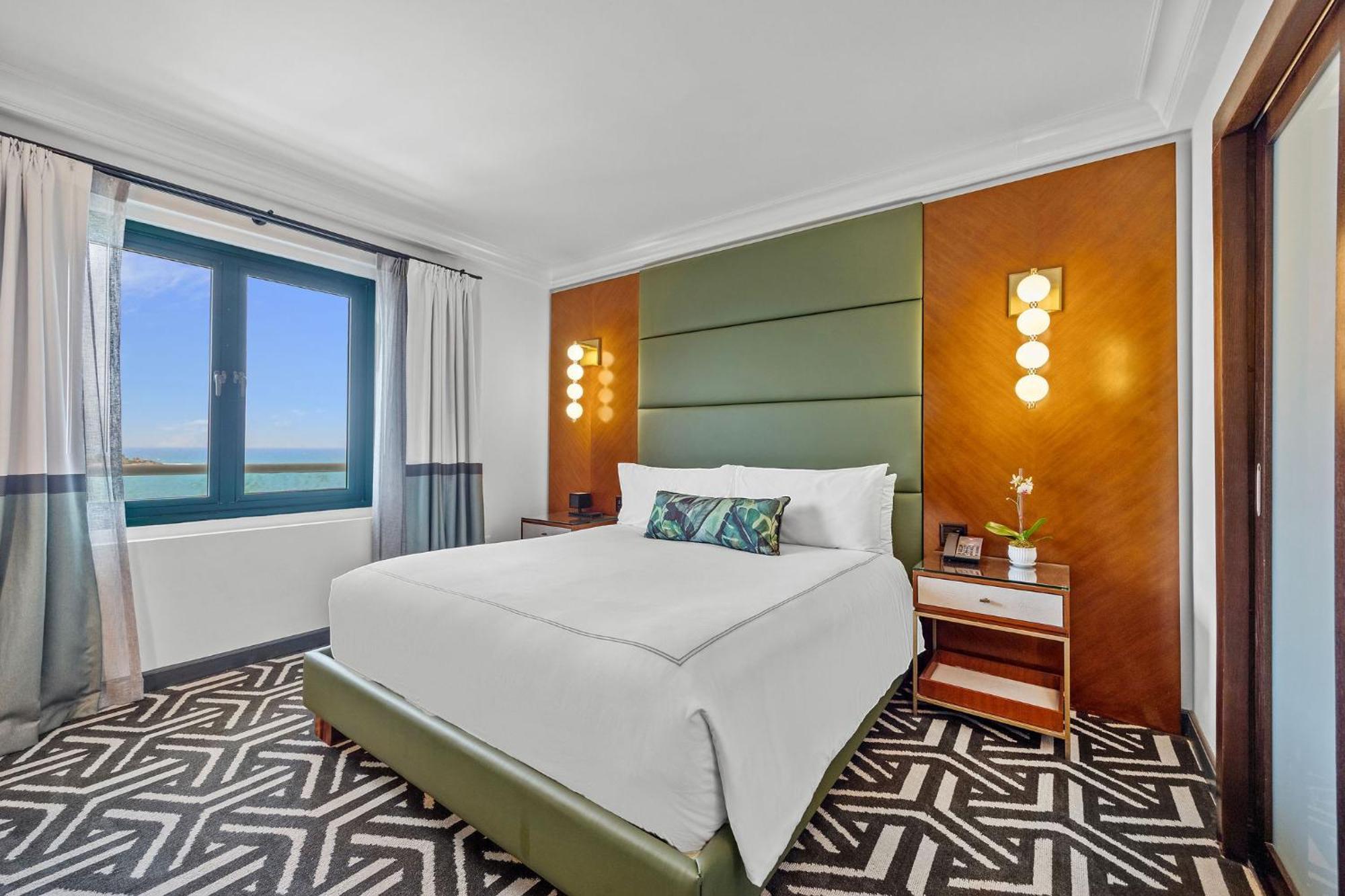 King Suite Ocean View