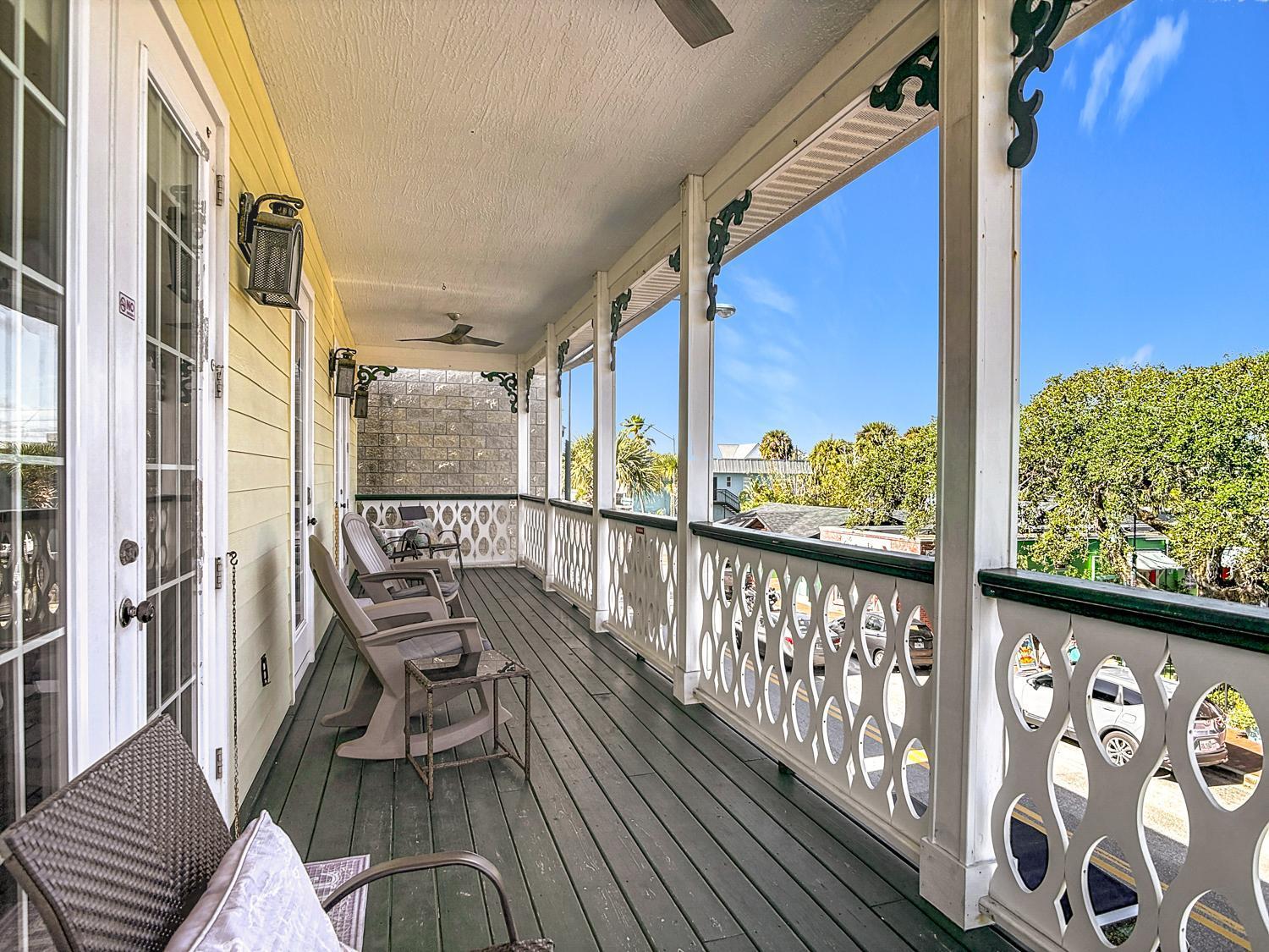 Sea Shell King Room Balcony