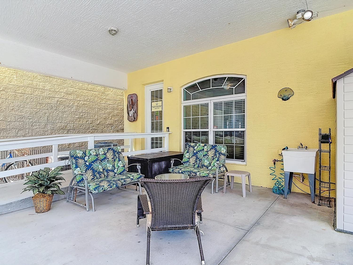 Sea Shell King Room Balcony
