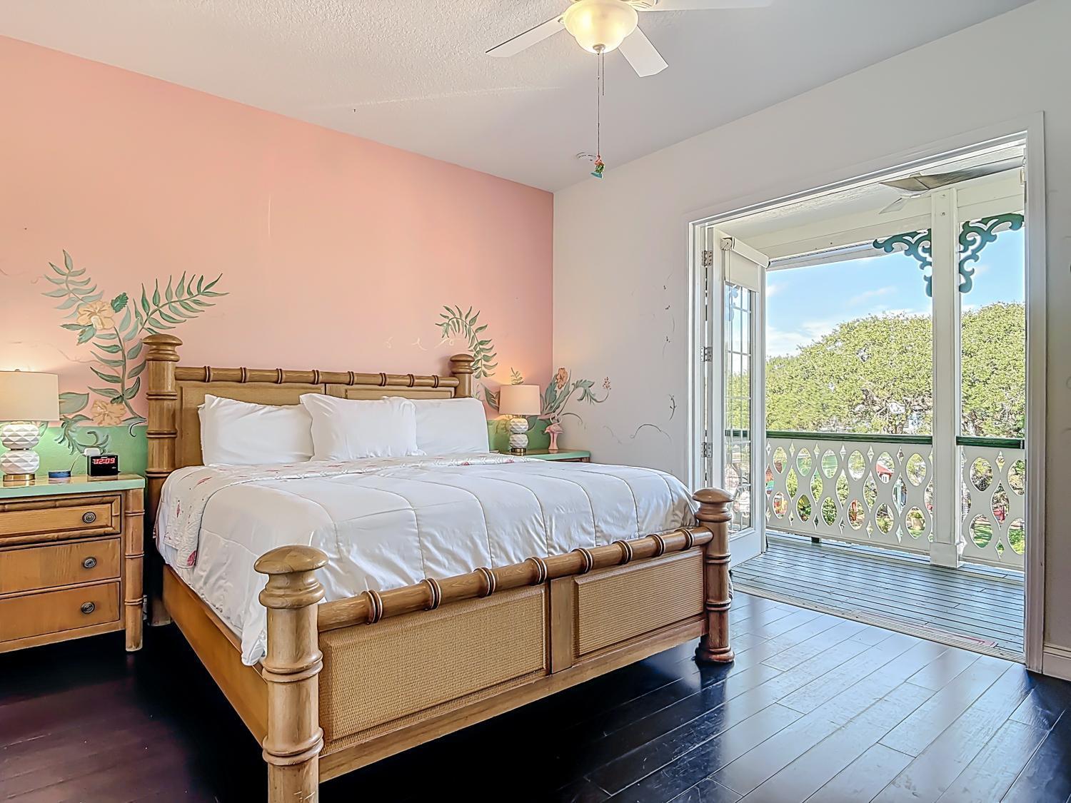 Flamingo King Room Balcony