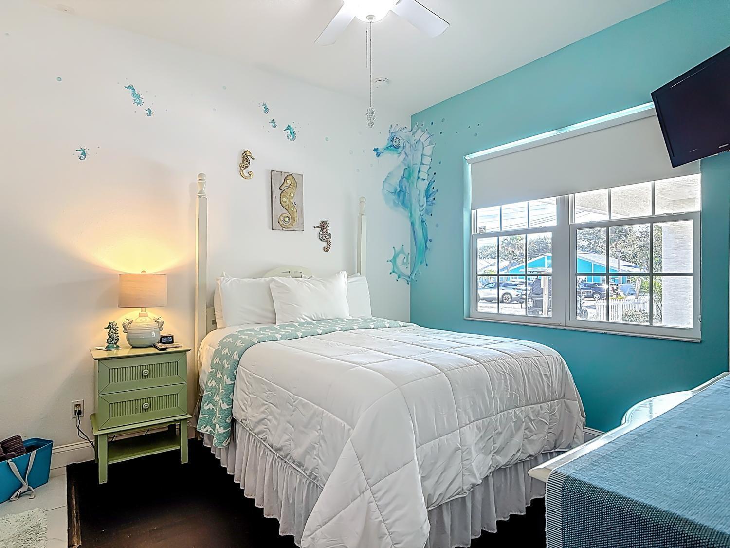 Sea Horse Queen Room
